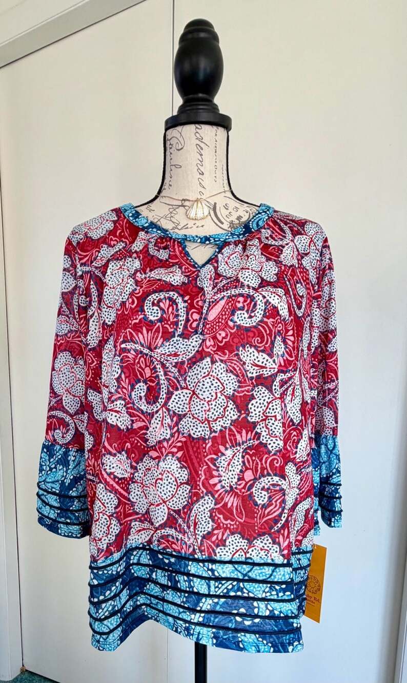 Ruby Rd. Speckled Floral Flounce Sleeve Top Petite Large